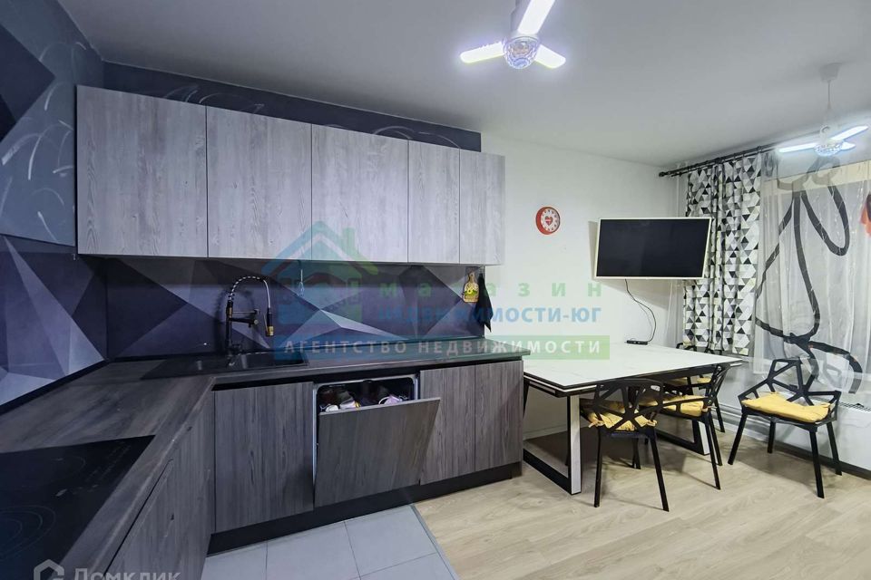 Продаётся 3-комнатная квартира, 85 м²