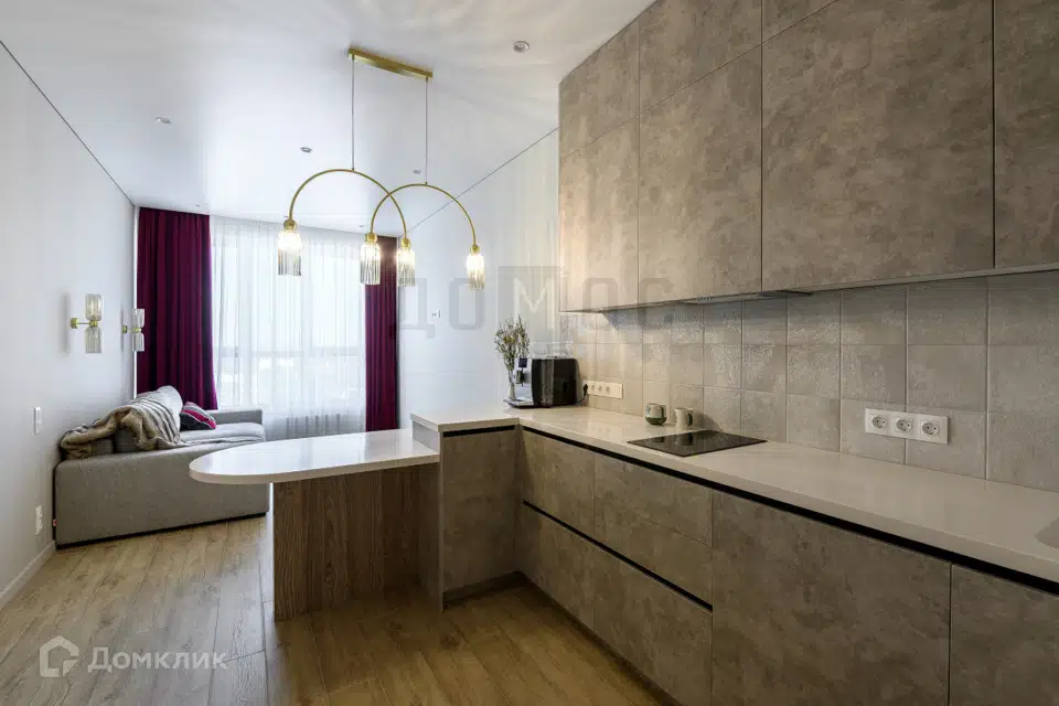 Продаётся 2-комнатная квартира, 81.5 м²