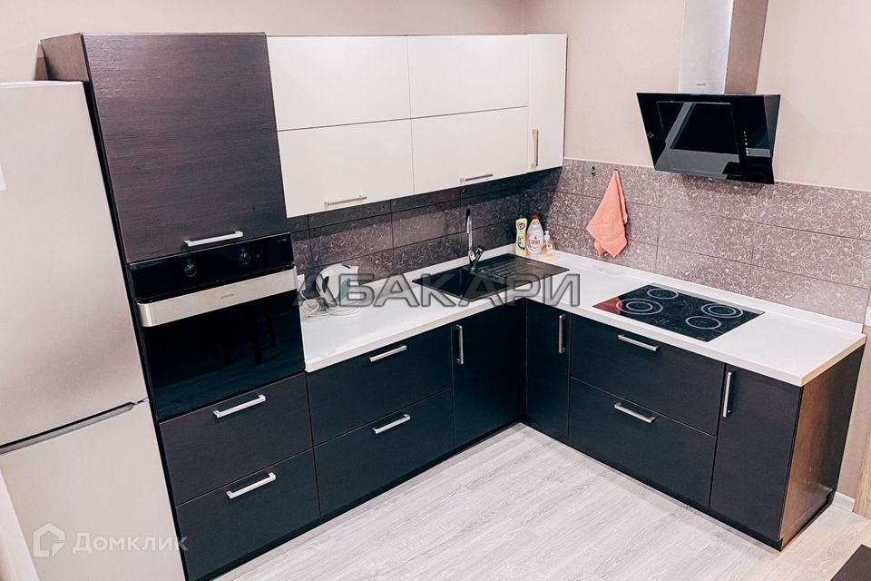 Сдаётся 1-комнатная квартира, 46 м²