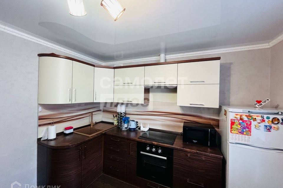 Продаётся 1-комнатная квартира, 46 м²