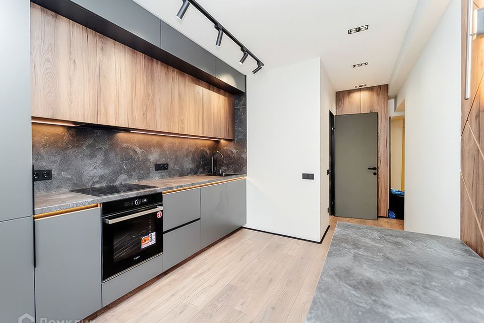 Продаётся 2-комнатная квартира, 58.3 м²