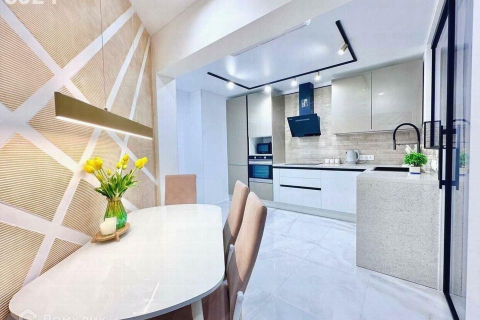 Продаётся 2-комнатная квартира, 68 м²