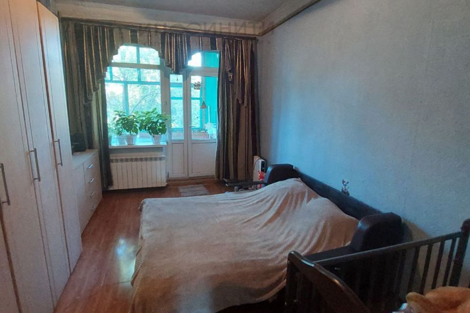Продаётся 4-комнатная квартира, 101.6 м²