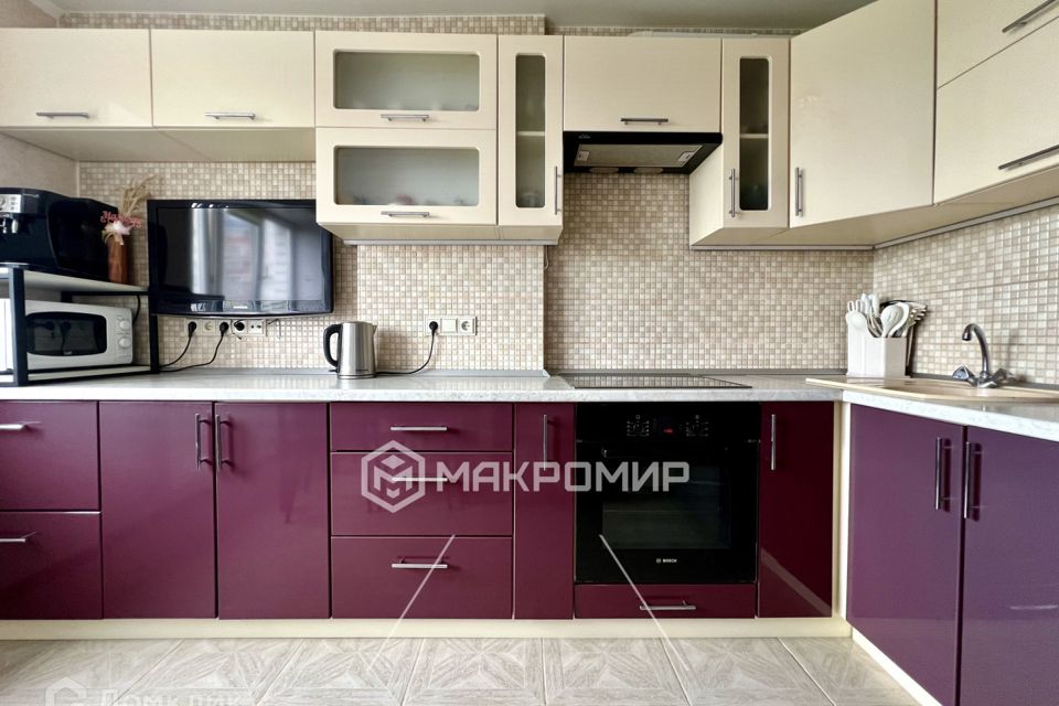 Продаётся 3-комнатная квартира, 56.1 м²