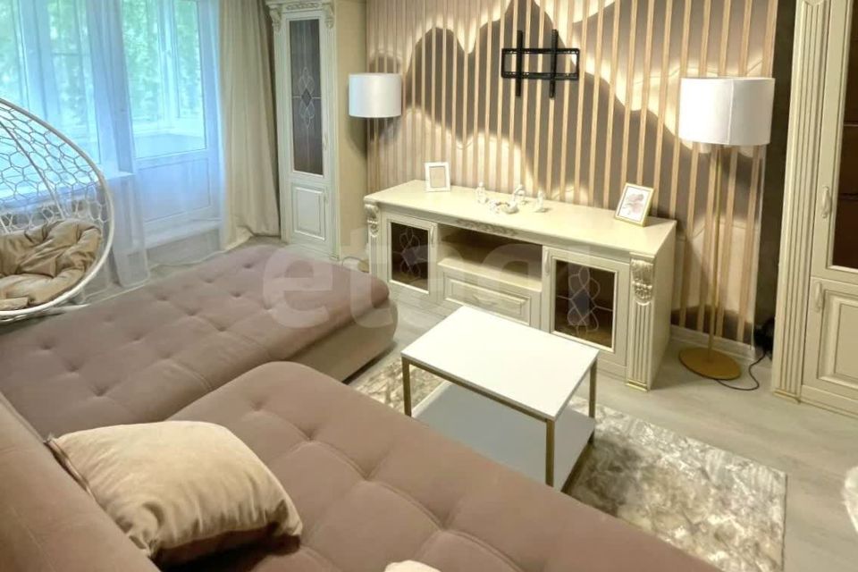 Продаётся 3-комнатная квартира, 55.4 м²