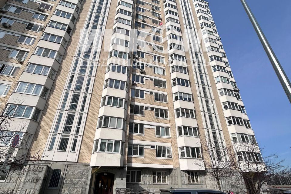 Продаётся 1-комнатная квартира, 37.8 м²