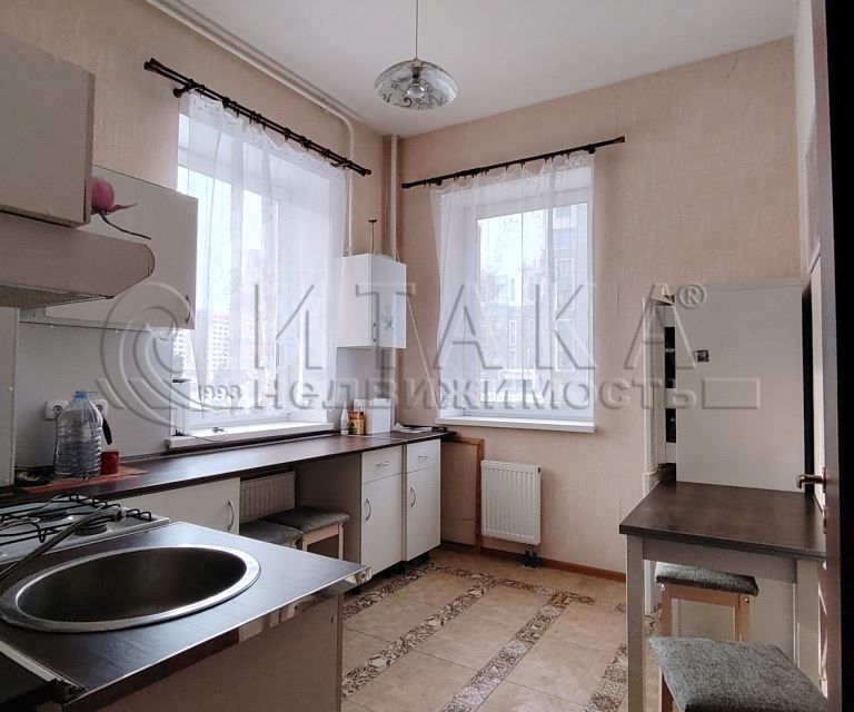 Продаётся 1-комнатная квартира, 32.7 м²