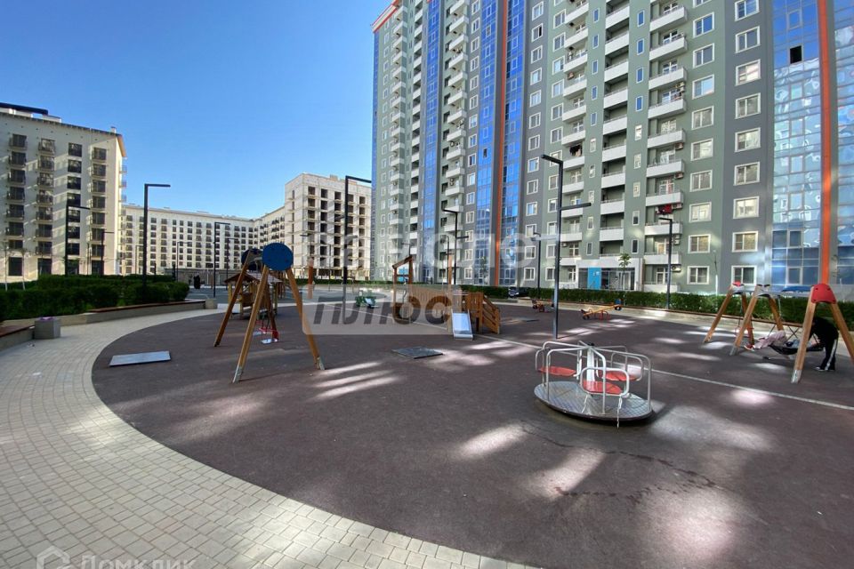 Продаётся 2-комнатная квартира, 69.3 м²