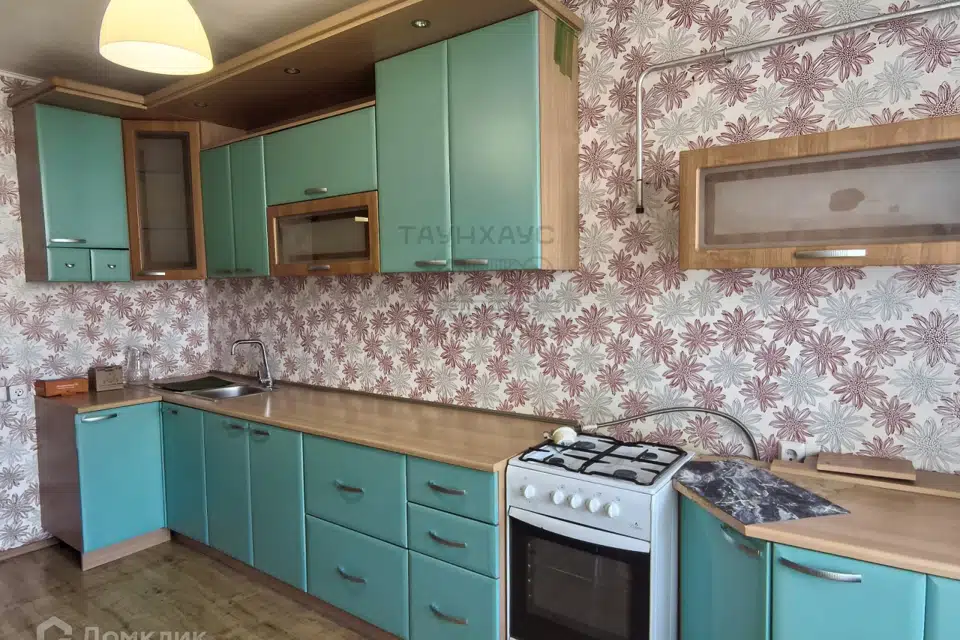 Продаётся 1-комнатная квартира, 43.7 м²