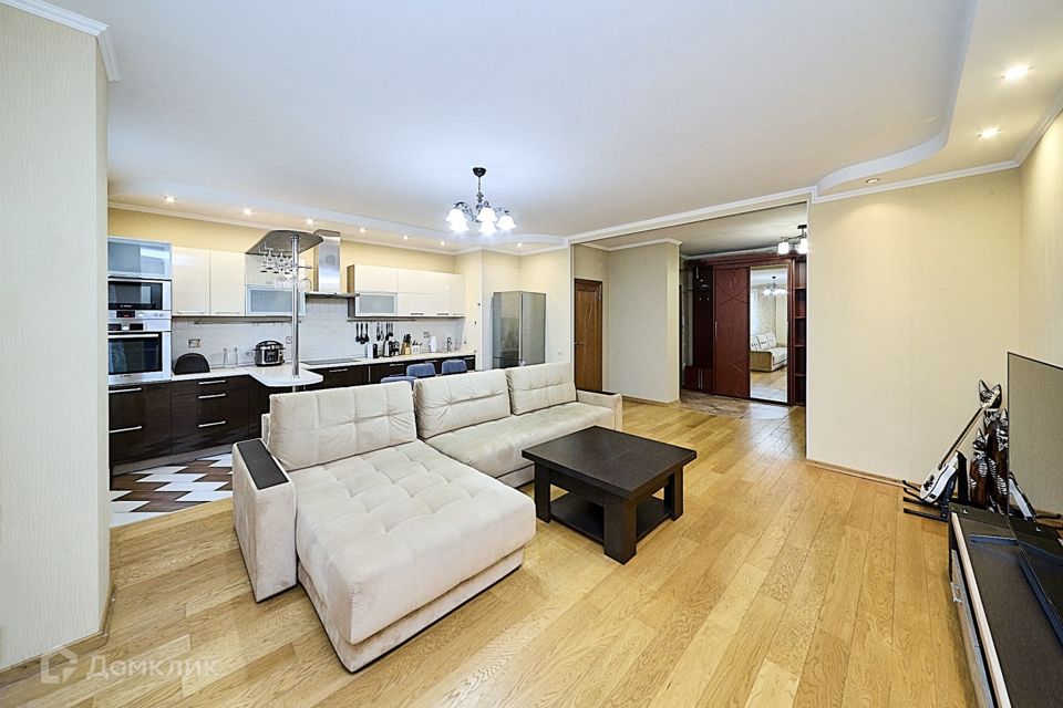 Продаётся 3-комнатная квартира, 85.8 м²