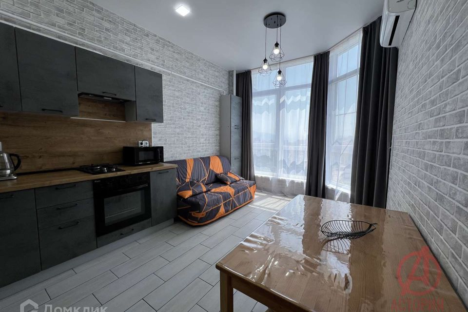 Сдаётся 1-комнатная квартира, 42 м²