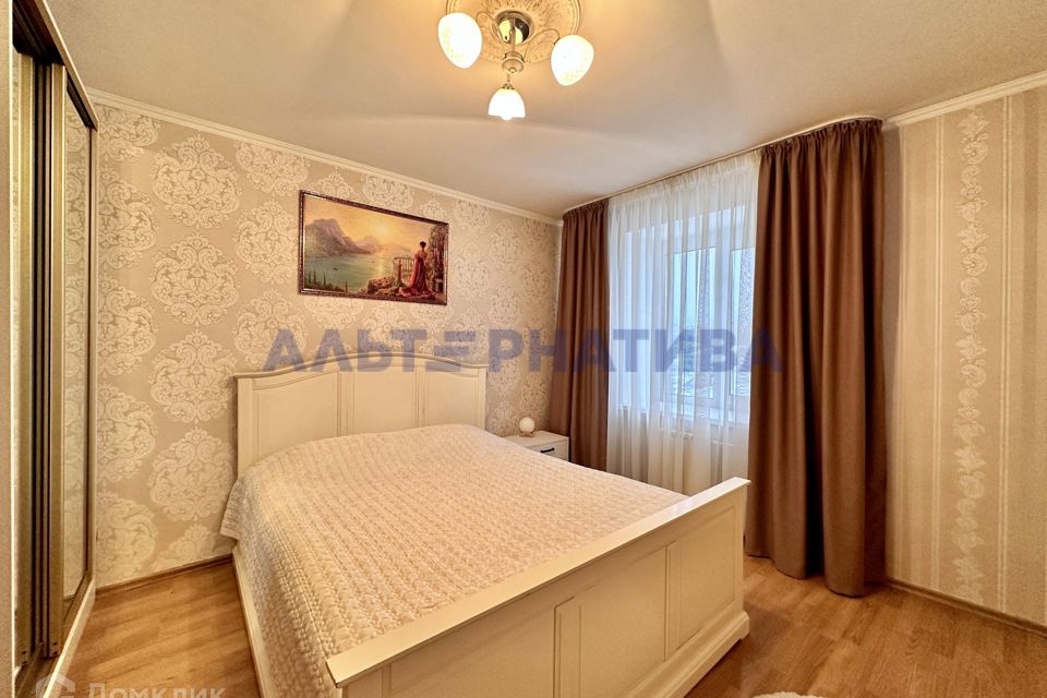 Продаётся 3-комнатная квартира, 58.9 м²