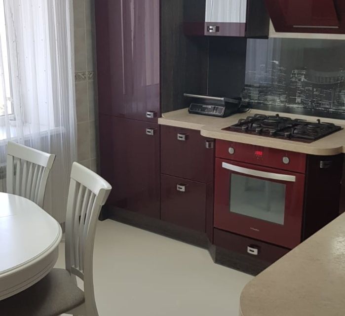Продаётся 2-комнатная квартира, 68.2 м²