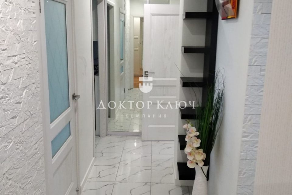 Сдаётся 2-комнатная квартира, 64 м²