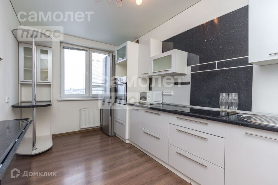 Продаётся 3-комнатная квартира, 71.5 м²
