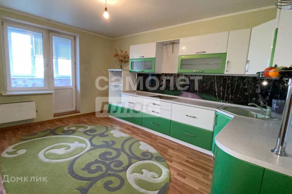 Продаётся 2-комнатная квартира, 71 м²