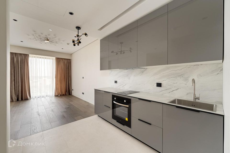 Сдаётся 2-комнатная квартира, 65 м²