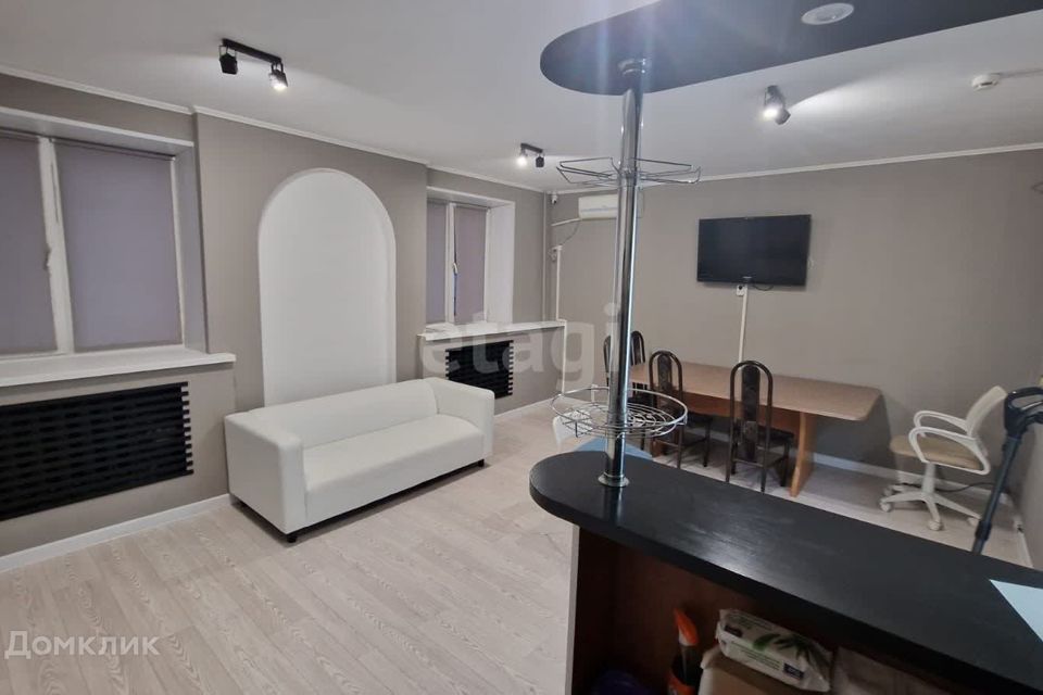 Продаётся 7-комнатная квартира, 163.5 м²