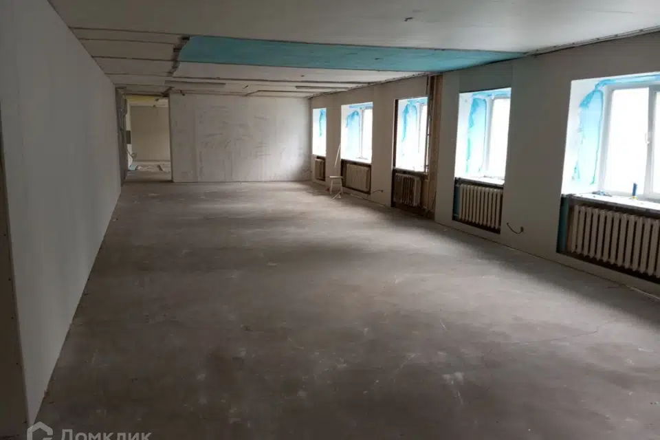 Продаётся помещение своб. назначения, 277 м²