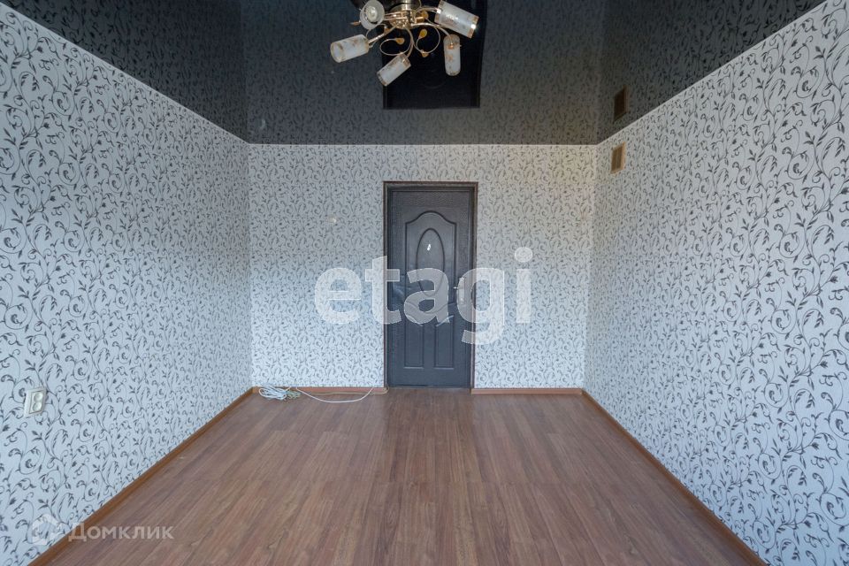 Продаётся комната в 1-комн. квартире, 12.3 м²