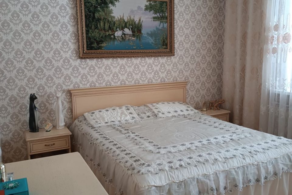 Продаётся 4-комнатная квартира, 91.5 м²