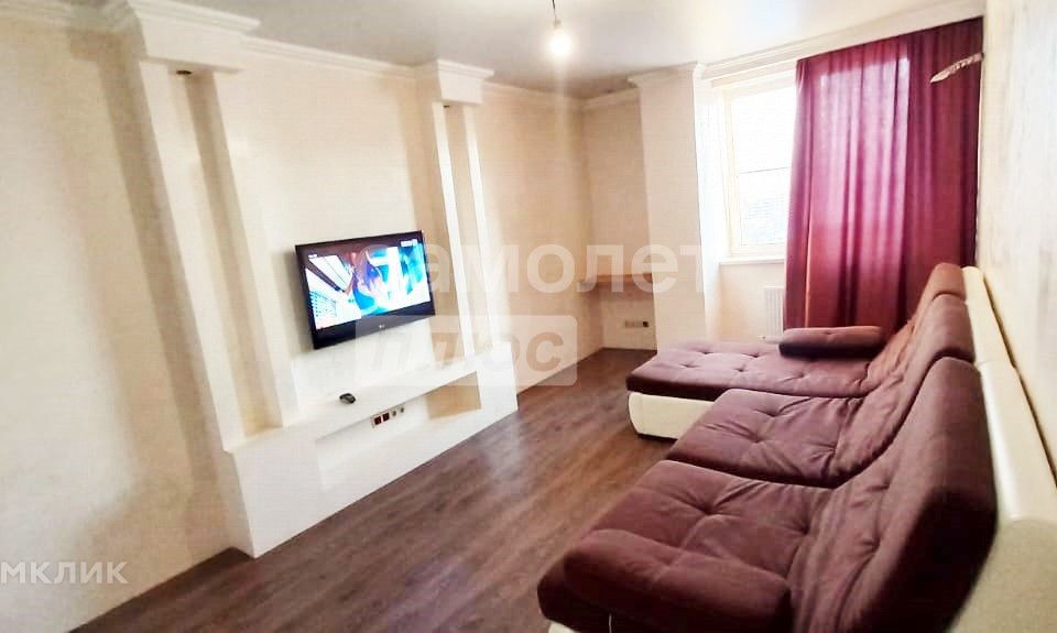 Продаётся 2-комнатная квартира, 65 м²