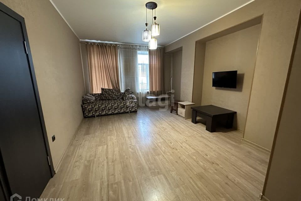 Продаётся 4-комнатная квартира, 84.8 м²