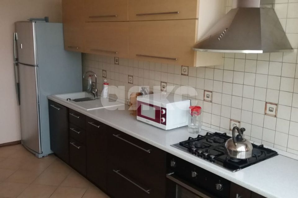 Продаётся 2-комнатная квартира, 71 м²