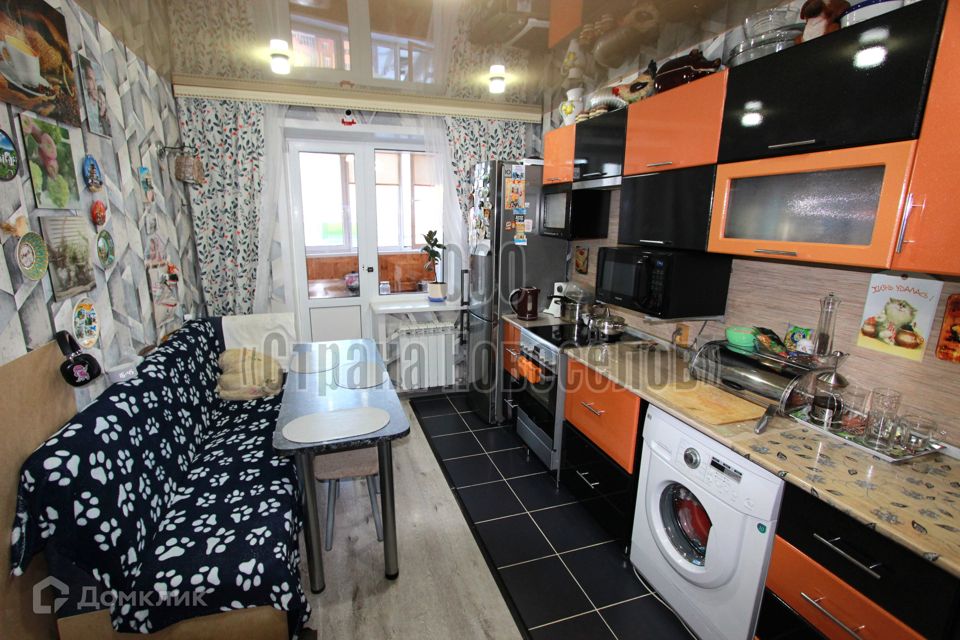 Продаётся 3-комнатная квартира, 92 м²