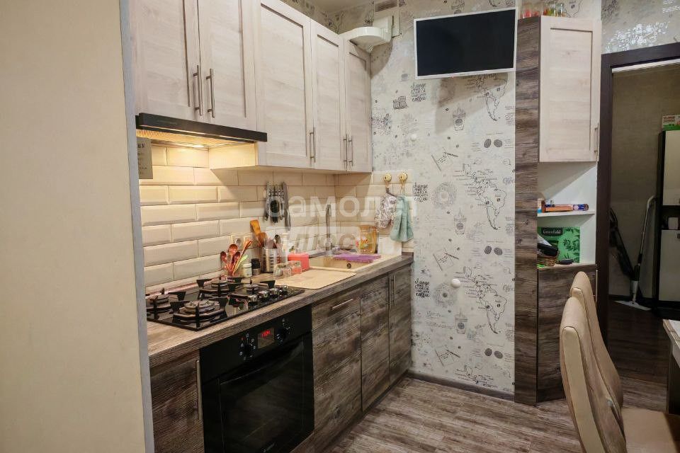 Продаётся 2-комнатная квартира, 57 м²