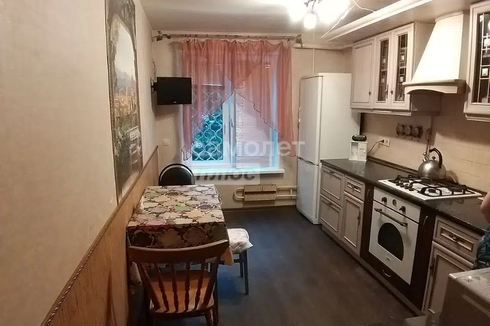 Продаётся 3-комнатная квартира, 60 м²