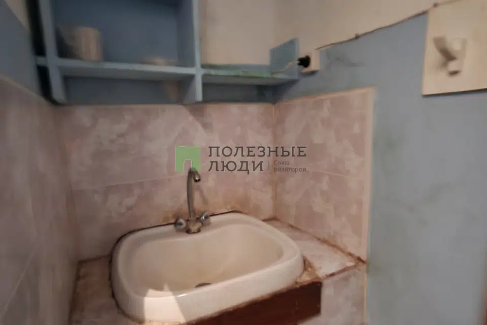 Продаётся комната в 1-комн. квартире, 11 м²