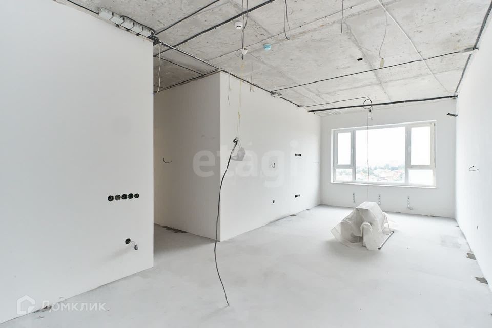 Продаётся 3-комнатная квартира, 107 м²