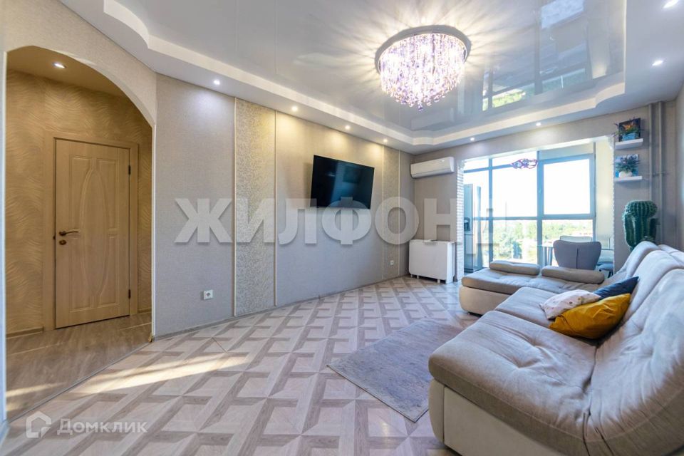 Продаётся 2-комнатная квартира, 63.3 м²