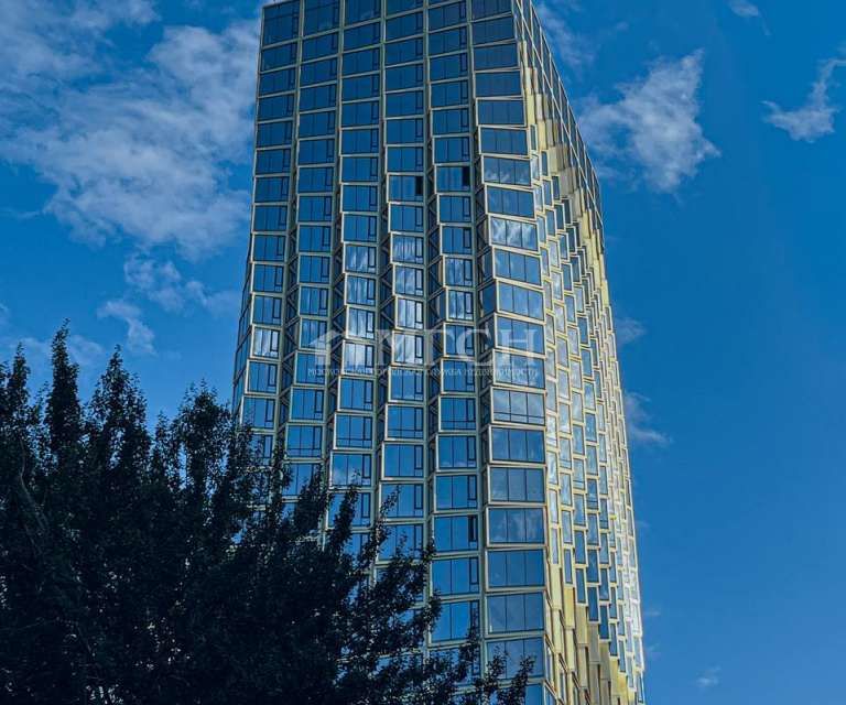 Продаётся 3-комнатная квартира, 92 м²