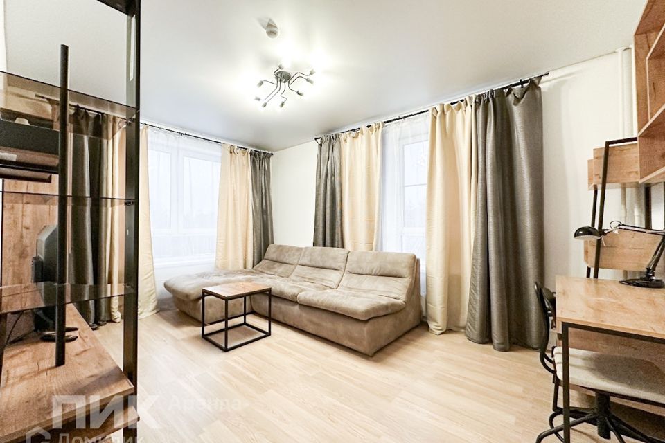 Сдаётся 2-комнатная квартира, 64.7 м²