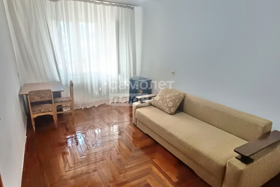 Сдаётся 2-комнатная квартира, 54 м²