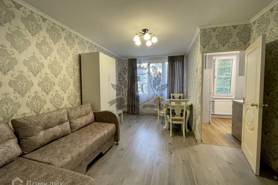 Сдаётся 3-комнатная квартира, 42 м²