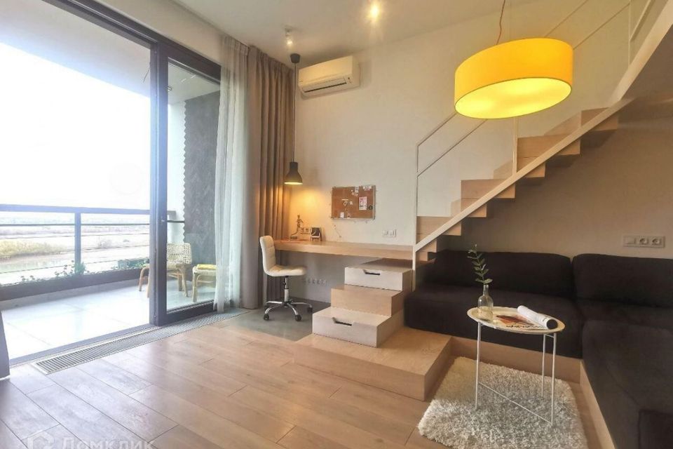Продаётся 3-комнатная квартира, 103.8 м²