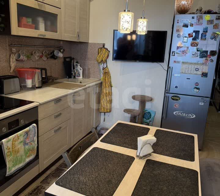 Продаётся 1-комнатная квартира, 41 м²