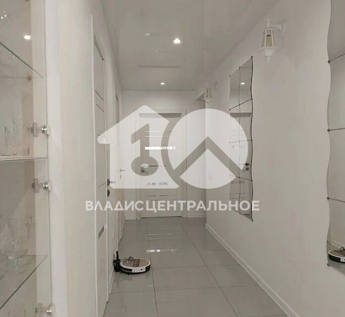 Продаётся 3-комнатная квартира, 93 м²