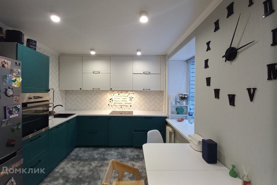 Продаётся 2-комнатная квартира, 56.4 м²