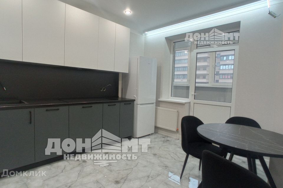 Продаётся 1-комнатная квартира, 43 м²