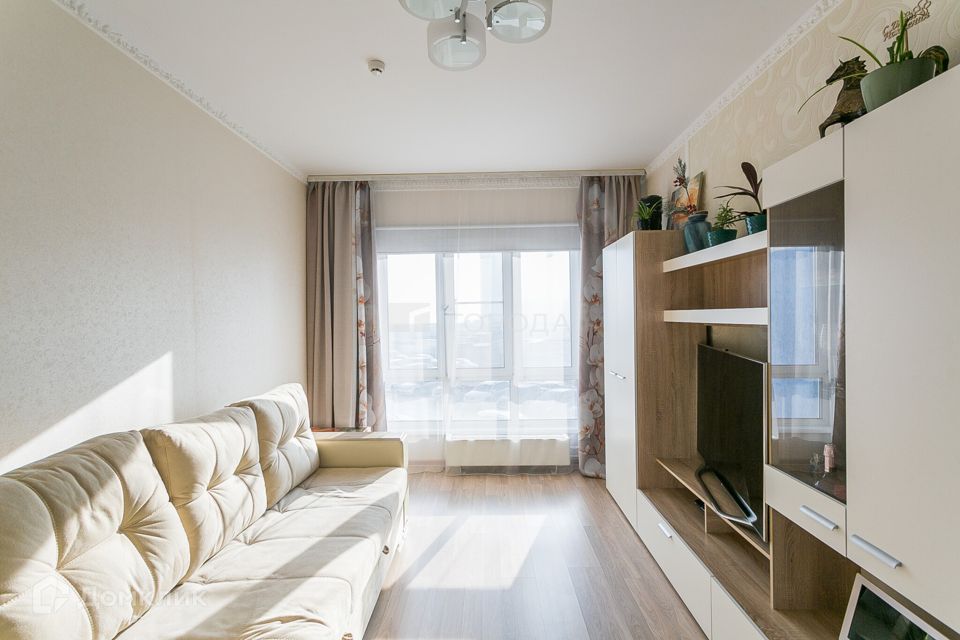 Продаётся 3-комнатная квартира, 70.9 м²