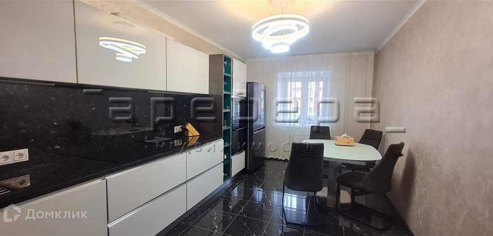 Продаётся 3-комнатная квартира, 93.8 м²
