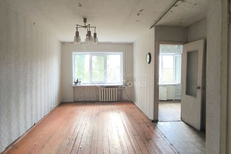 Продаётся 2-комнатная квартира, 42.7 м²