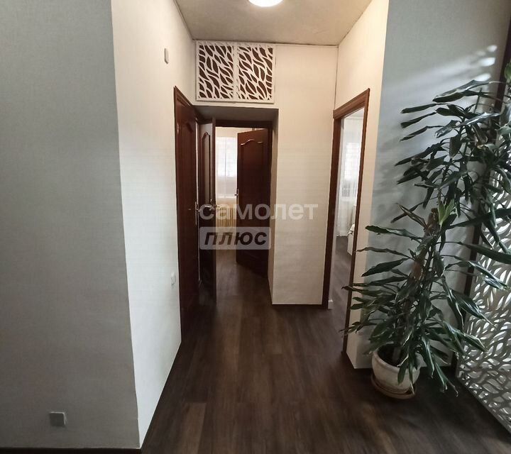 Сдаётся 3-комнатная квартира, 98 м²