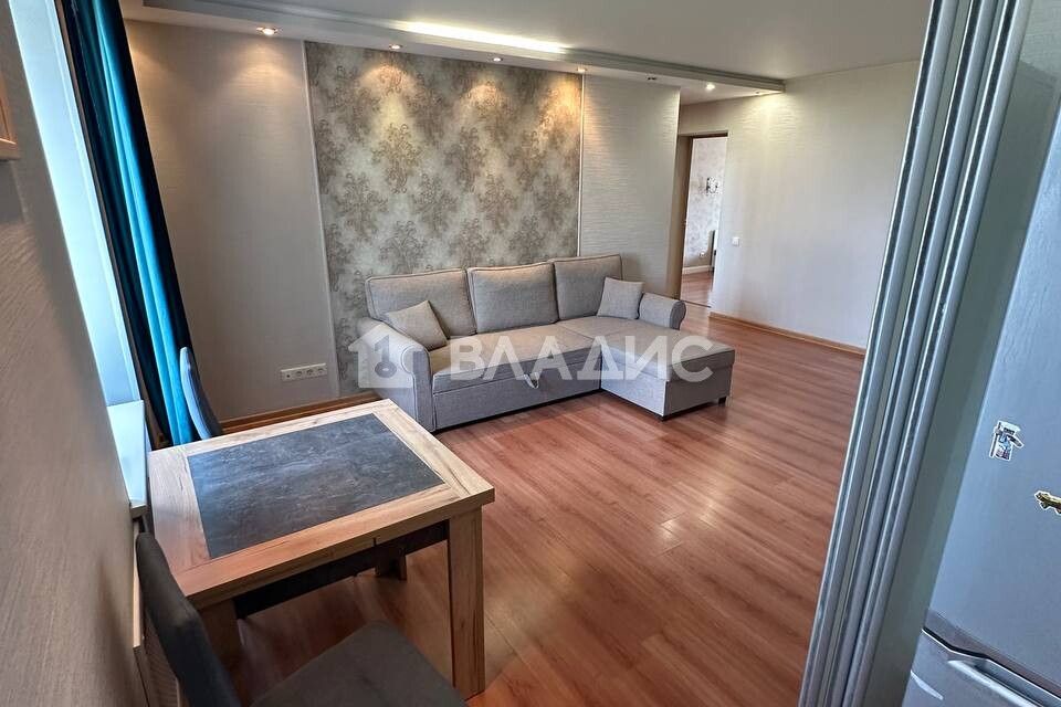 Сдаётся 3-комнатная квартира, 54.7 м²