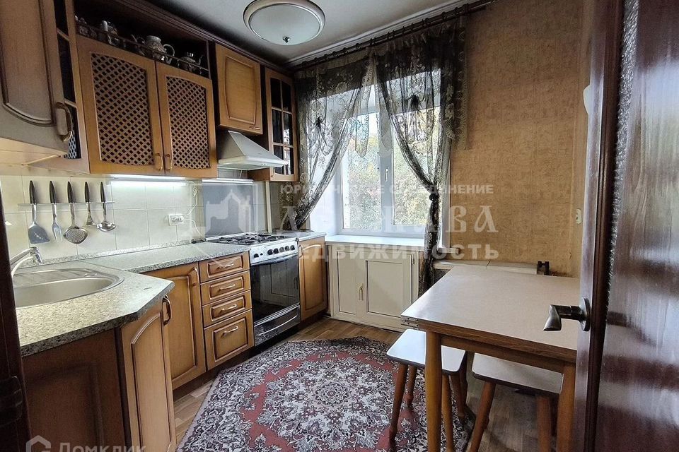 Продаётся 3-комнатная квартира, 55 м²