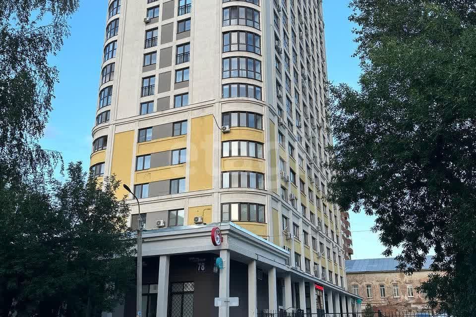 Продаётся 2-комнатная квартира, 90.7 м²